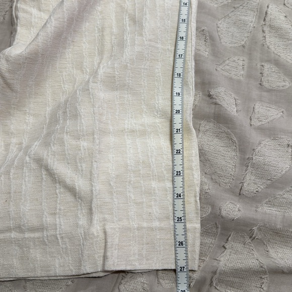 Zara Tan/Cream Pants , SizeX-Large - Picture 10 of 11